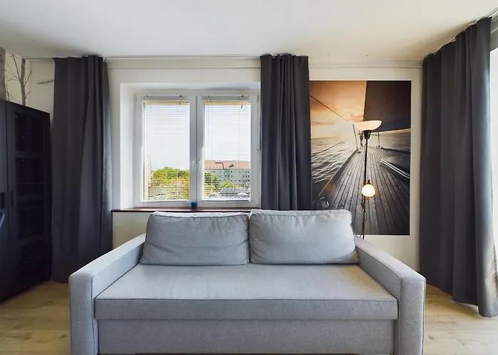 Beautiful For 6 People Located 550 M From The By Renters דירה *